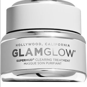 Hollywood CA Glam Glow Mud Treatment